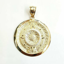 Load image into Gallery viewer, 14k yellow Gold Aztec Mayan sun calendar Azteca pendant gift jewelry 1.39" 8g
