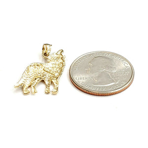 14k yellow Gold howling wolf full body animal Pendant charm fine jewelry 2.3g