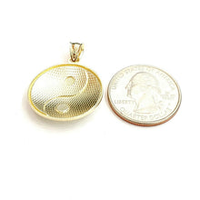 Load image into Gallery viewer, 10k solid yellow Gold yin ying yang taoist symbol Pendant jewelry 0.96" 3.1g
