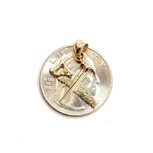 Load image into Gallery viewer, 14k Yellow Gold 3D saw and Hammer Pendant construction tool fine jewelry 1.4g
