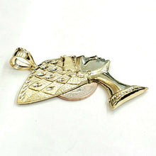 Load image into Gallery viewer, 10k yellow solid Gold Egyptian Nefertiti head Pendant fine gift jewelry 10.3g

