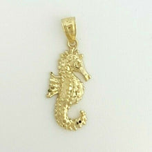 Load image into Gallery viewer, New 14k yellow Gold sea horse Pendant charm gift fine jewelry unisex 1.6g
