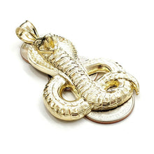 Load image into Gallery viewer, New 10k yellow gold cobra snake reptile Pendant charm gift fine jewelry 11.9g

