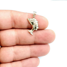 Load image into Gallery viewer, 10k yellow solid Gold Egyptian queen Nefertiti head Pendant fine jewelry 1.5g
