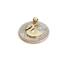 Load image into Gallery viewer, New 14k yellow Gold tiny duck bird Pendant charm gift fine jewelry 1.1g
