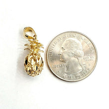 Load image into Gallery viewer, 14k yellow gold pineapple 3D diamond cut fruit pendant charm fine jewelry 2.7g
