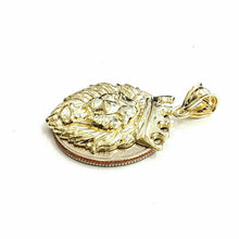 Load image into Gallery viewer, 10k yellow Gold lion head face crown Leo zodiac Pendant charm fine jewelry 2.5g
