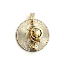 Load image into Gallery viewer, New 14k yellow gold 3D SPINNING round globe planet earth world map pendant 1.5g
