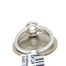 Load image into Gallery viewer, 0.37Ct Natural Diamond 14k White Gold Semi Mount halo center round Ring size 6.5
