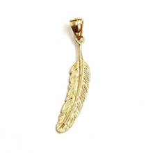 Load image into Gallery viewer, New 14k Yellow Gold solid feather Pendant Unisex gift fine jewelry 1.1g
