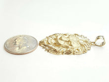 Load image into Gallery viewer, 14k yellow solid Gold lion leo head face zodiac Pendant charm fine jewelry 8.5g
