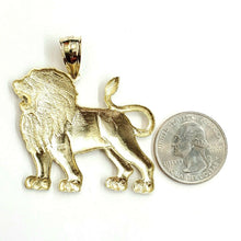 Load image into Gallery viewer, 10k yellow solid Gold lion full body Pendant charm Leo zodiac fine jewelry 7.7g

