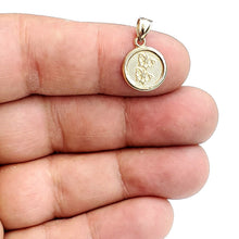 Load image into Gallery viewer, 14k yellow Gold tiny round seven wishes Friendship Pendant charm jewelry 1g
