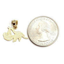 Load image into Gallery viewer, New 14k yellow Gold stork bird carrying Newborn baby Pendant fine jewelry 1.1g

