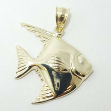Load image into Gallery viewer, 10k yellow Gold fish Pisces zodiac Pendant charm fine gift jewelry unisex 4.7g
