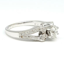 Load image into Gallery viewer, Pre-owned 0.58Ct Natural Diamond 18k White Gold Engagement Ring 6.35mm Size 5.75
