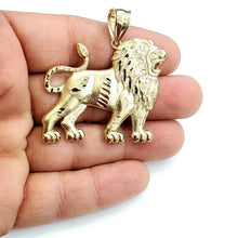 Load image into Gallery viewer, 10k yellow solid Gold lion full body Pendant charm Leo zodiac fine jewelry 7.7g
