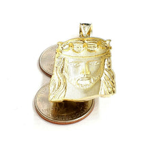 Load image into Gallery viewer, 10k yellow gold Jesus face crown head pendant charm fine religious jewelry 7.1g
