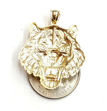 Load image into Gallery viewer, 14k yellow solid Gold tiger male head face Pendant diamond cut fine jewelry 5.7g
