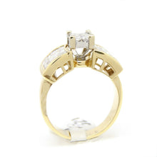 Load image into Gallery viewer, pre owned 1.75Ct Natural square Diamond 14k yellow Gold Engagement Ring Sz 7.75
